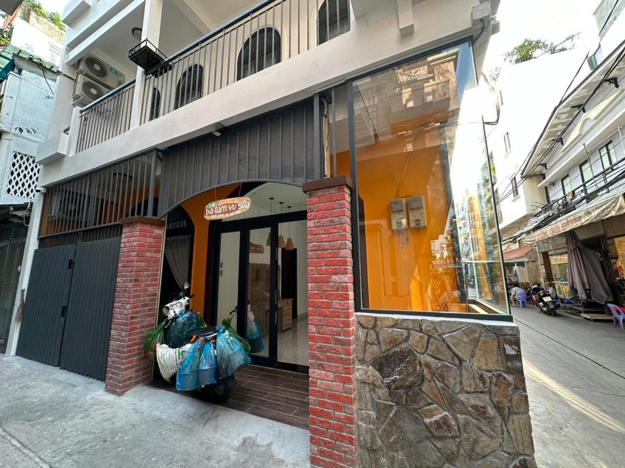 Ba Tam Vu Sua Homestay Хошимин Экстерьер фото